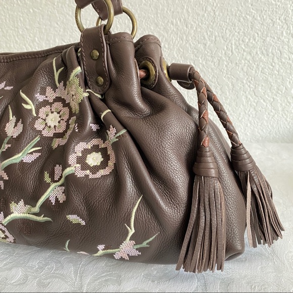 Isabella fiore floral embroidery leather bag - Picture 4 of 13